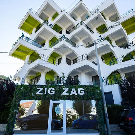 Zig Zag 1 Bdr * Navodari